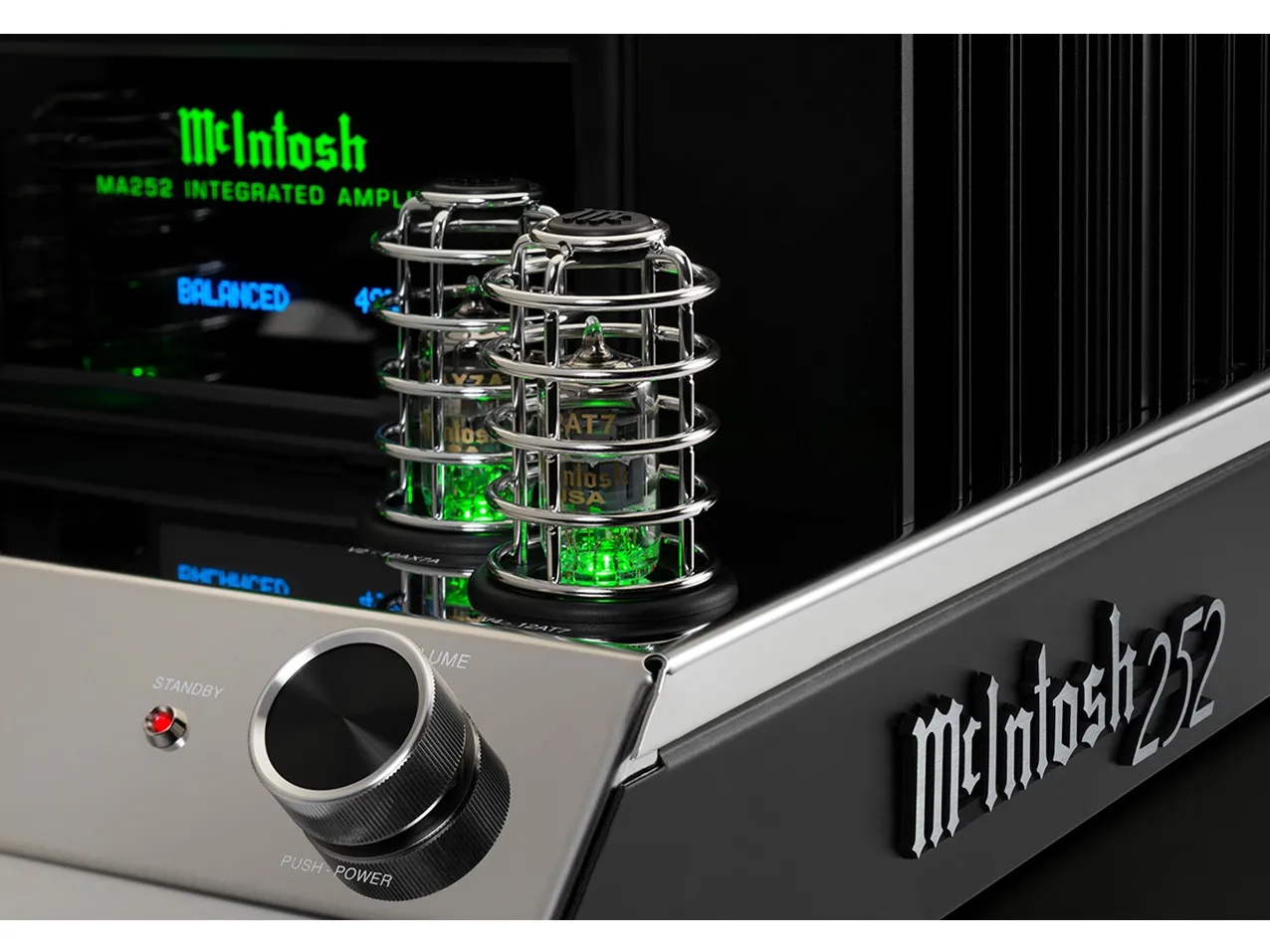 mcintosh-ma252-3